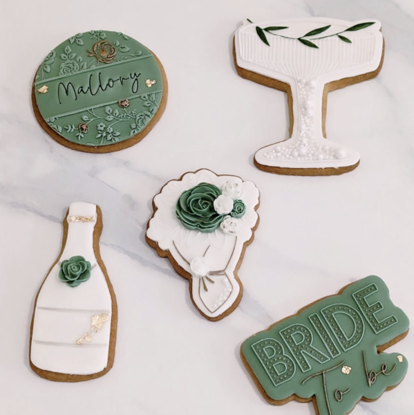 Création de biscuits personnalisés verts et blancs pour un EVJF thème nature à Maincy (77)