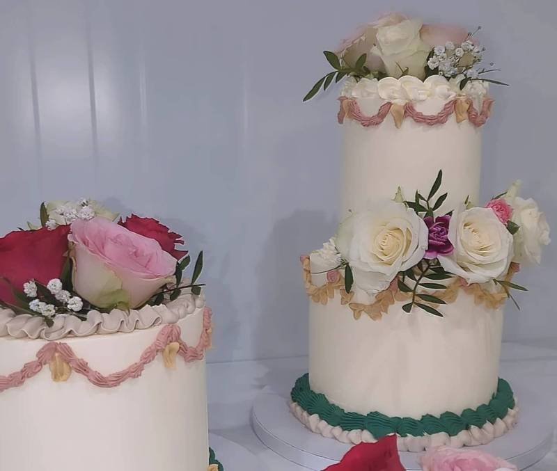 Sweet table de gâteaux design pour un anniversaire à Nangis (77)